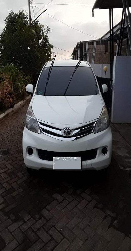 Avansa Putih